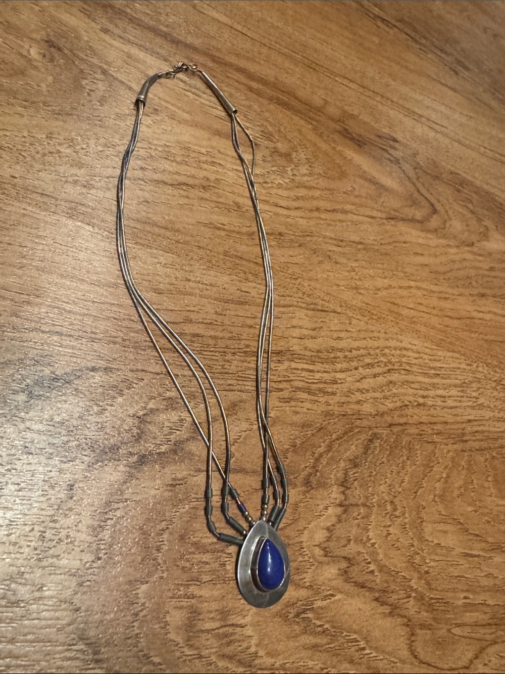 Vintage Sterling Silver Native American Lapis Liquid Silver Necklace